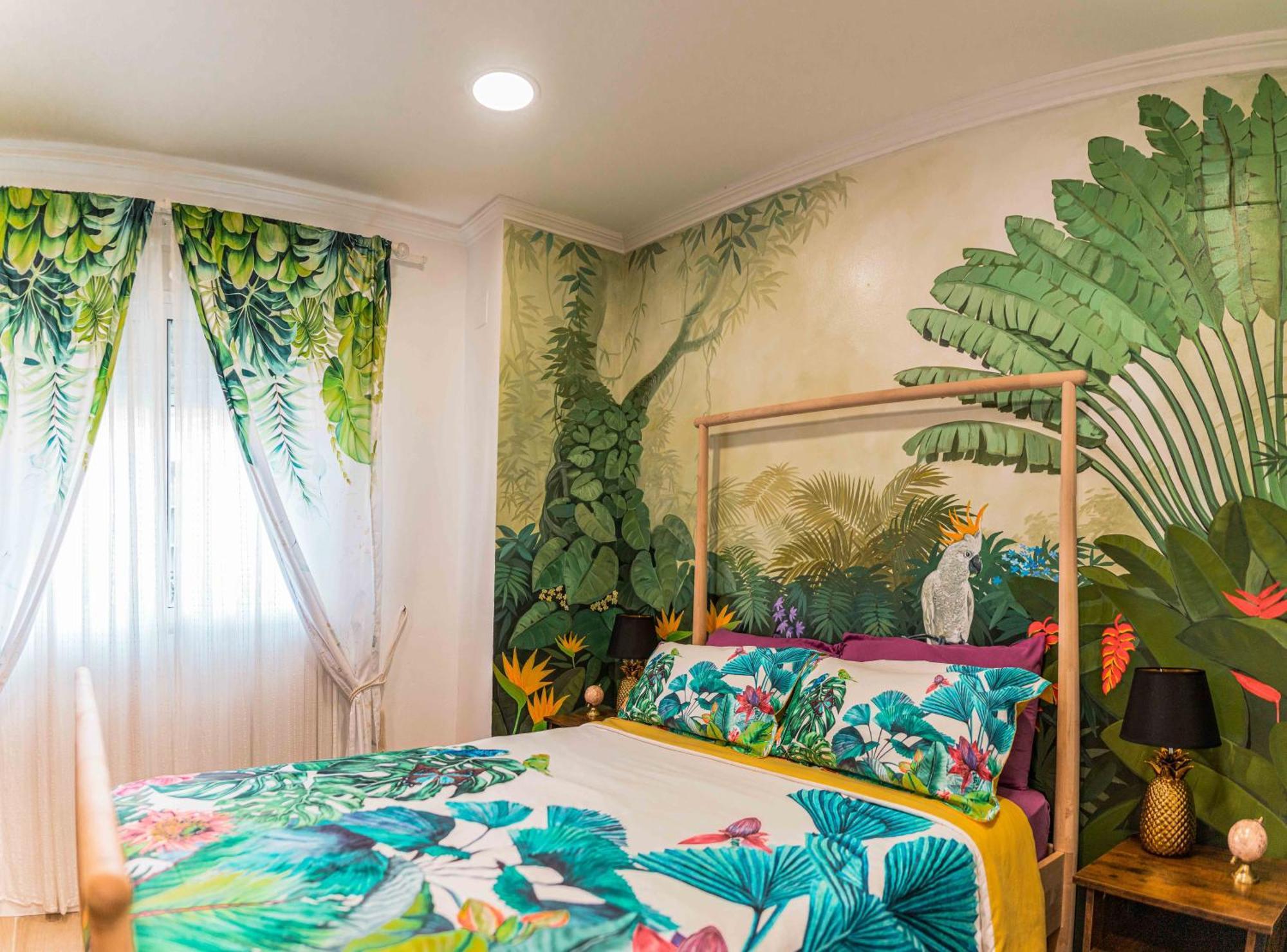 Artistic Flat Next To Ruzafa Welcome To The Jungle Valencia Exterior photo